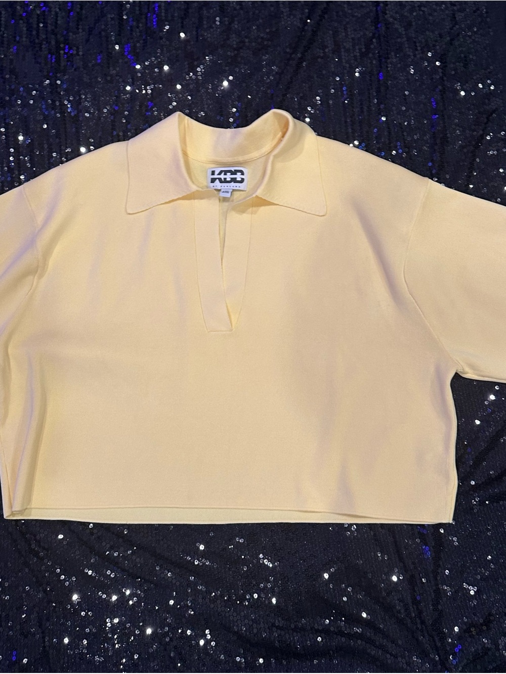 Women's Collared Knitted Pullover Top - Pale Yellow - Picture 7 of 10